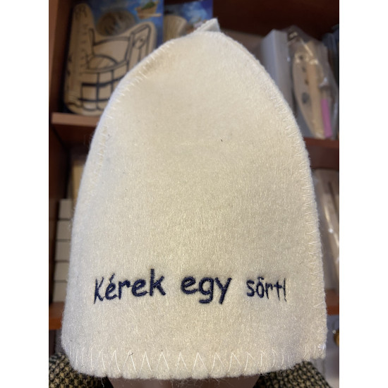 Kérek egy sört feliratú fehér filc szaunasapka