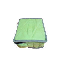 30 db-os illóolaj tartó táska almazöld színben, vastag textil anyagból