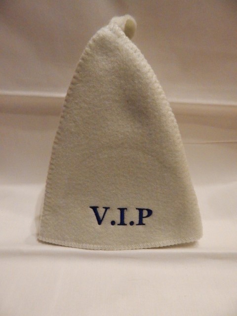 Fehér filc szaunasapka VIP felirattal